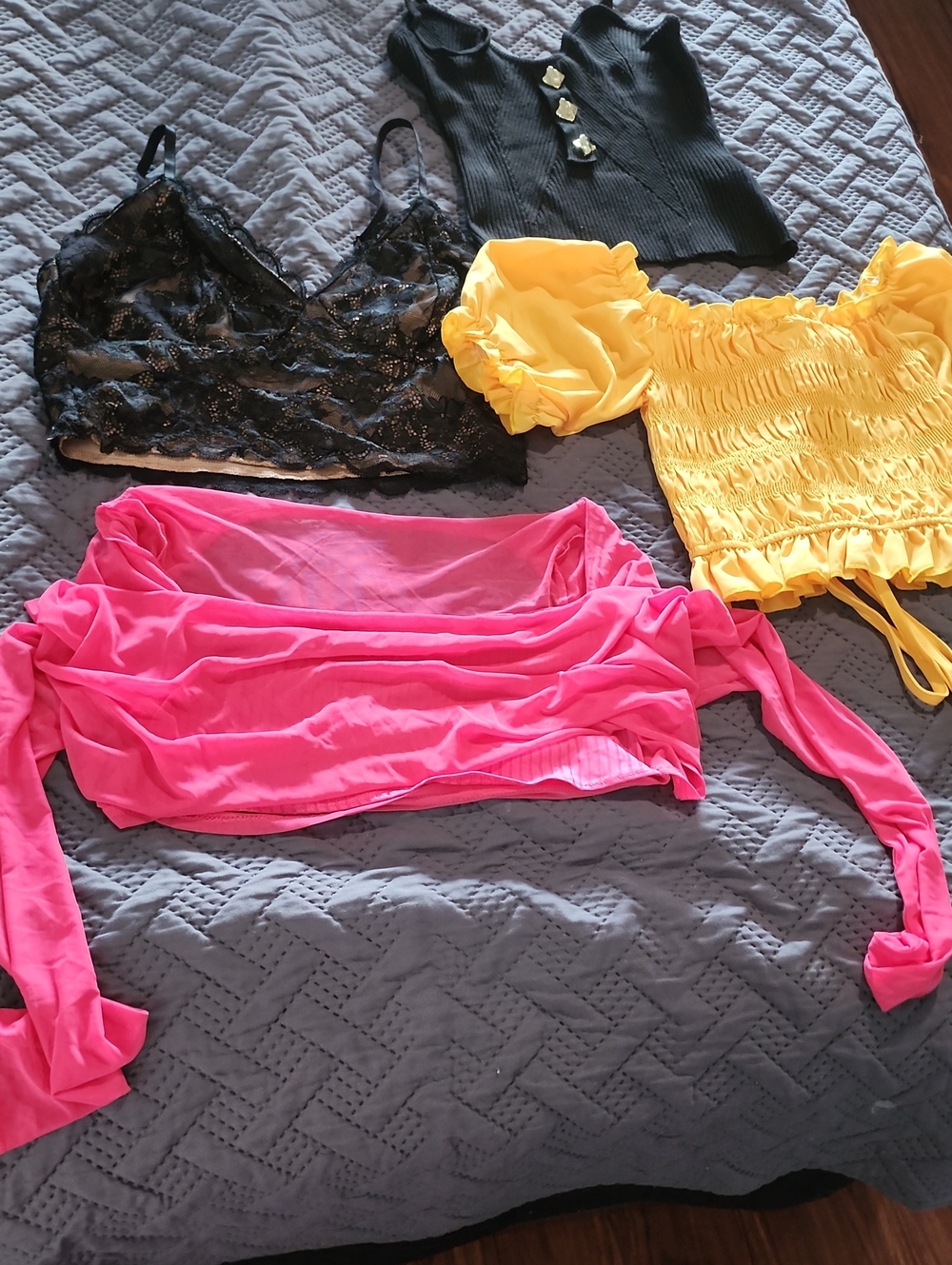 4 Pc SHEIN Hot Pink Off-Shoulder Long Sleeve Crop Top